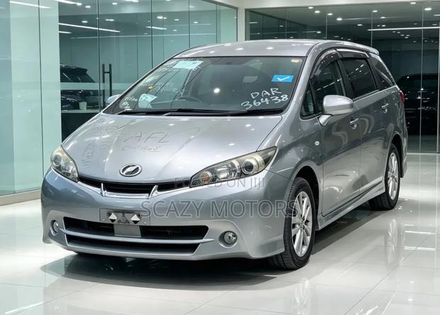 Toyota Wish 2009 Silver