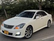 Toyota Crown 2009 White for sale