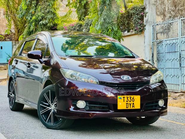 Toyota Wish 2008 Maroon