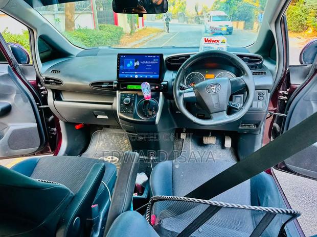 Toyota Wish 2008 Maroon