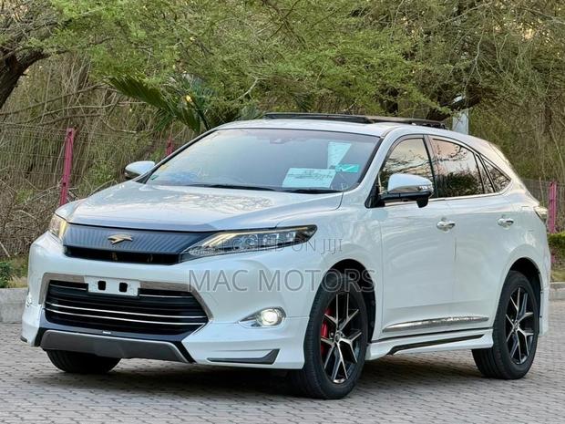 Toyota Harrier 2.0 2016 White