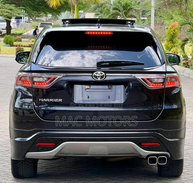 Toyota Harrier 2.0 2014 Blue
