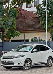 Toyota Harrier 2.0 2016 White for sale