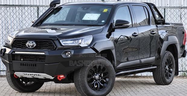 Toyota Hilux Revo Double Cab Deisel 2.8 AWD 2022 Matt Black