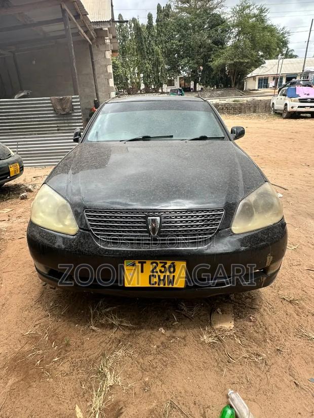 Toyota Mark II 2002 Black