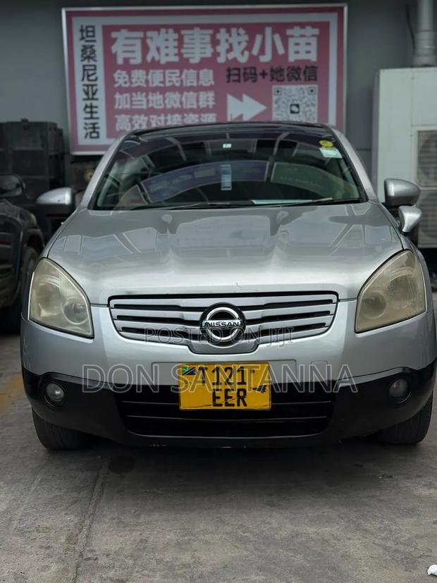 Nissan Dualis 2010 Silver