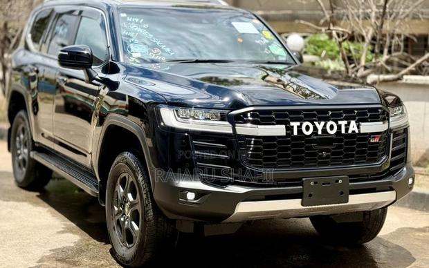 Toyota Land Cruiser 2026 Black