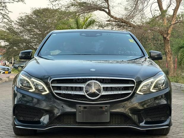 Mercedes-Benz E250 2013 Black