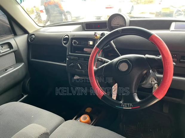 Toyota bB 2004 Black