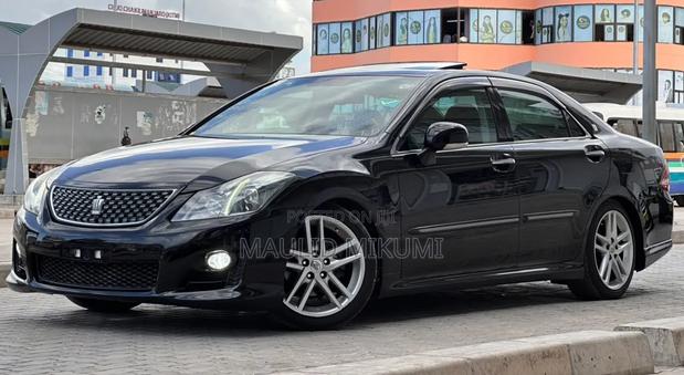 Toyota Crown 2008 Black