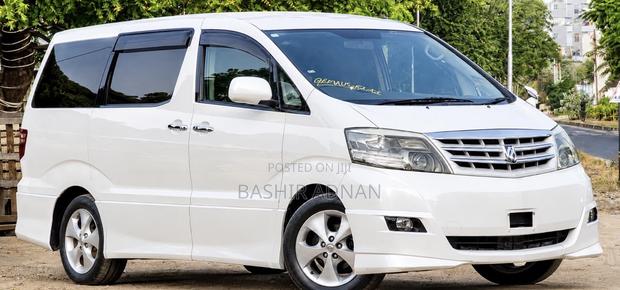 Toyota Alphard 2.4 Petrol FWD 2007 Off white