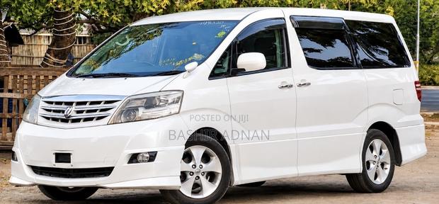 Toyota Alphard 2.4 Petrol FWD 2007 Off white