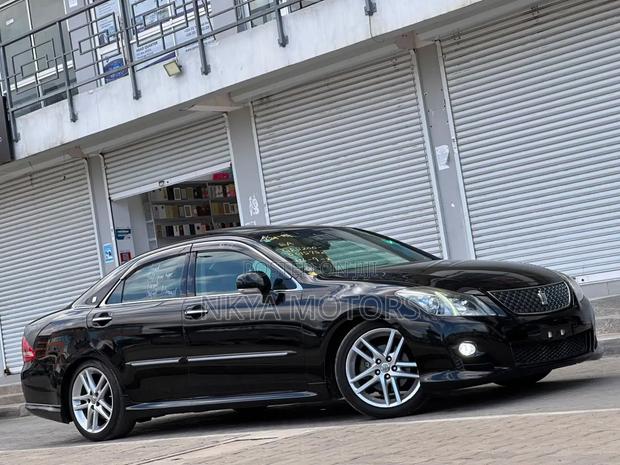 Toyota Crown 2008 Matt Black