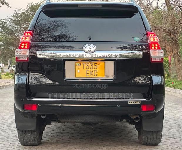 Toyota Land Cruiser Prado 2016 Black