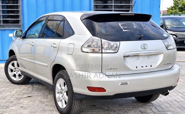 Toyota Harrier 2005 Silver