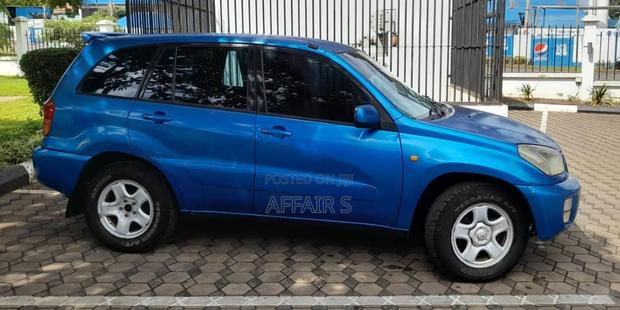 Toyota RAV4 2006 Blue