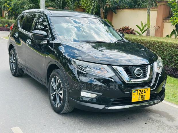 Nissan X-Trail 2.0 Petrol AWD 2017 Black