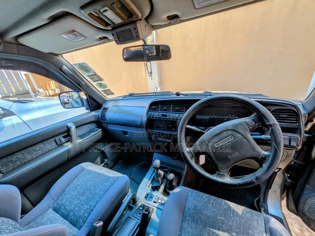 Isuzu Trooper 1998 Gray