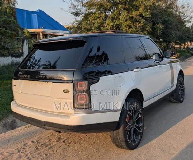 Land Rover Range Rover Vogue 2014 White