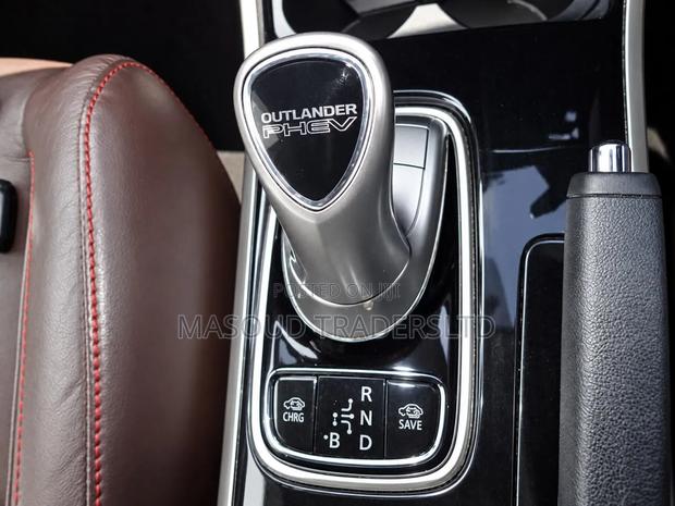 Mitsubishi Outlander 2016 Black