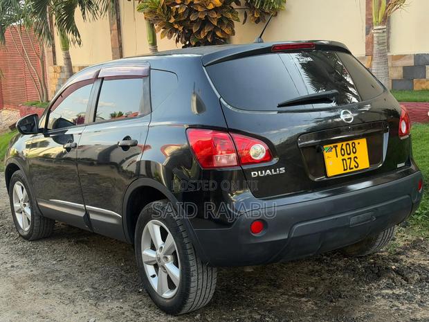 Nissan Dualis 2008 Black