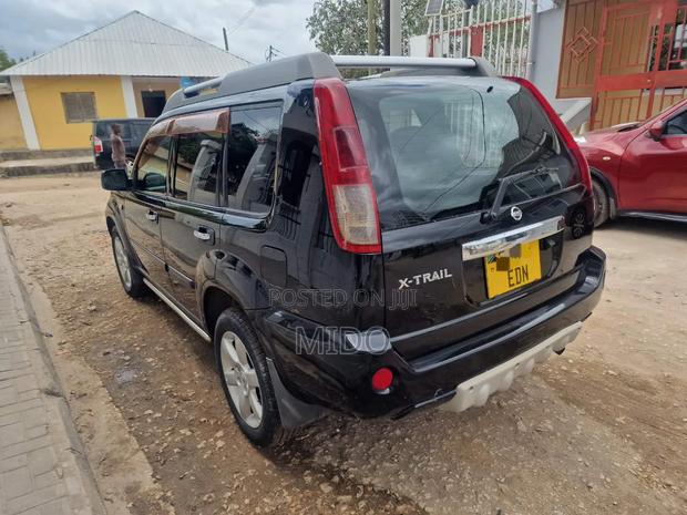 Nissan X-Trail 2007 Black
