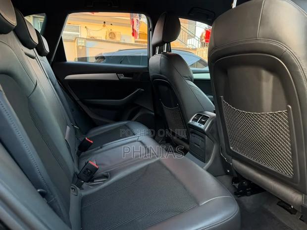 Audi Q5 2015 Black