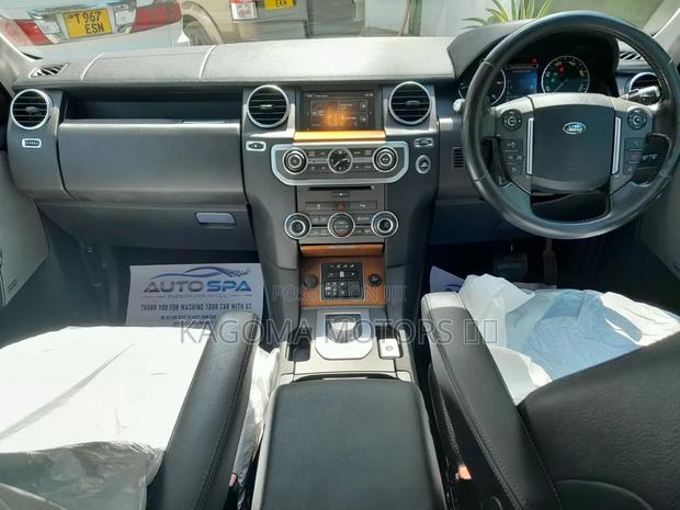 Land Rover Discovery 2016 Gray