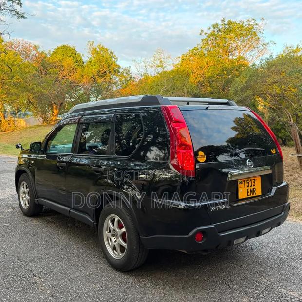 Nissan X-Trail 2010 Black