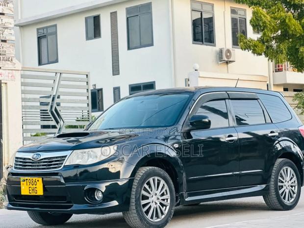 Subaru Forester 2010 Black