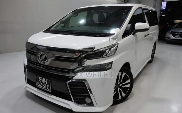 Toyota Vellfire 2015 White
