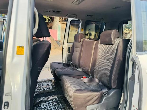 Toyota Noah 2008 White