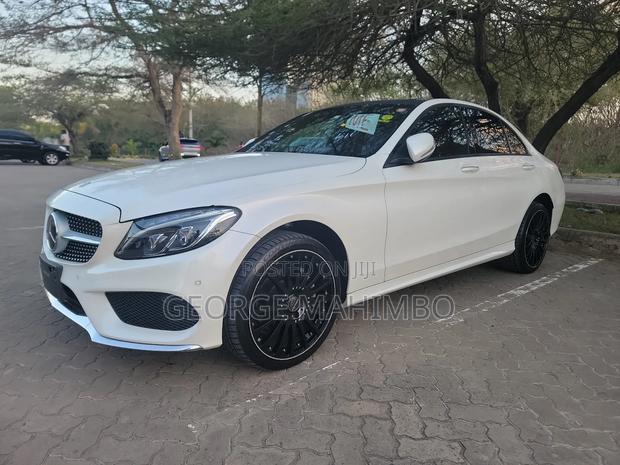 Mercedes-Benz C-Class 2014 White