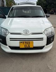 Toyota Probox 2005 White for sale