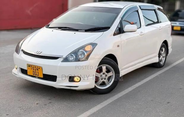 Toyota Wish 2006 White