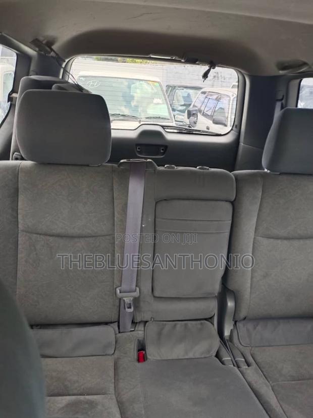 Toyota Land Cruiser Prado 2006 Black