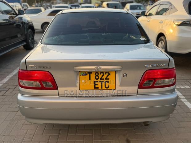 Toyota Carina 1.5 FWD Sedan 2001 Silver
