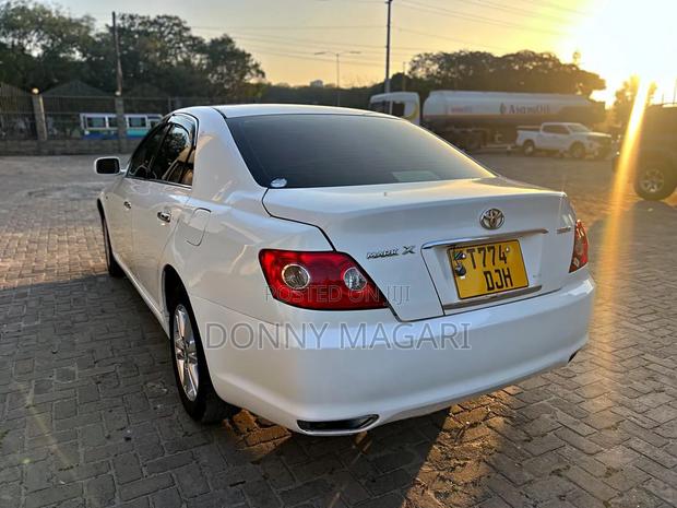 Toyota Mark X 2006 White