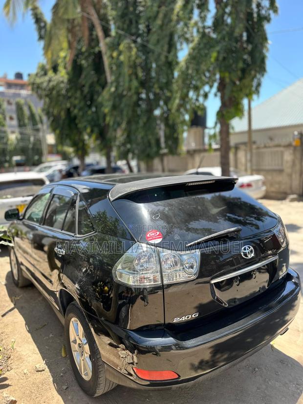 Toyota Harrier 2005 Black