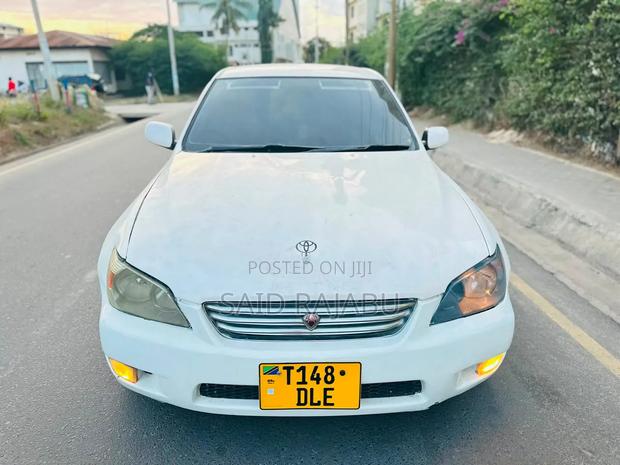 Toyota Altezza 2004 White