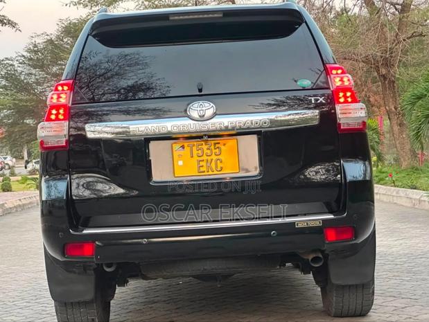Toyota Land Cruiser Prado 2015 Black