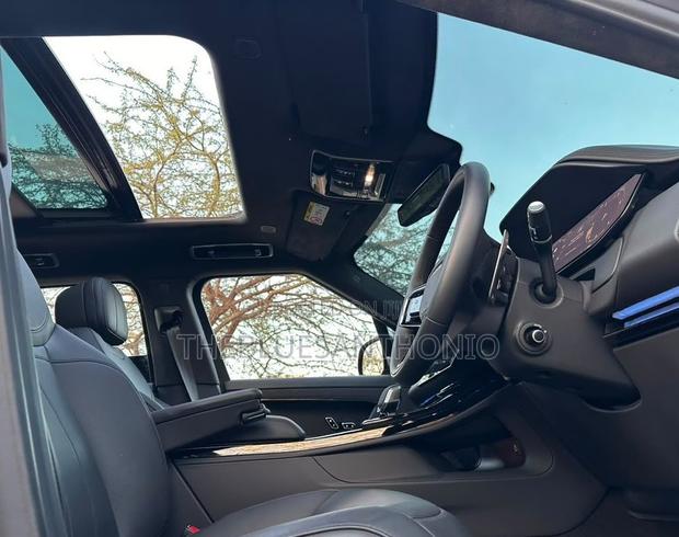 Land Rover Range Rover Sport 2025 Gray