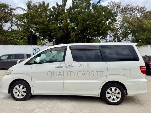 Toyota Alphard 2006 White