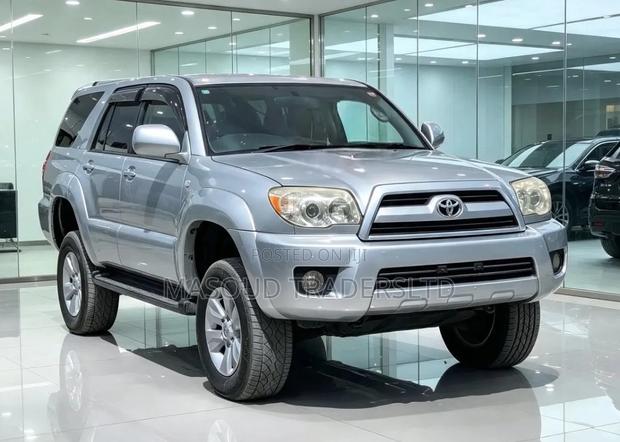 Toyota Hilux Surf 2007