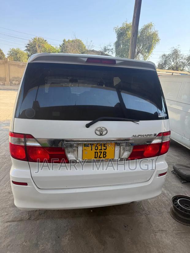 Toyota Alphard 2008 White