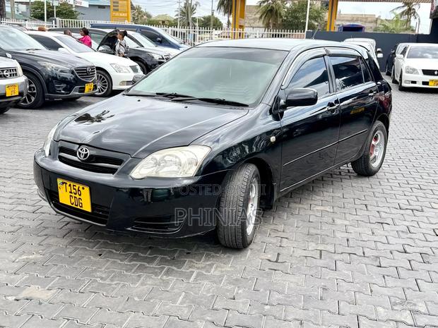 Toyota Corolla RunX 2005 Black