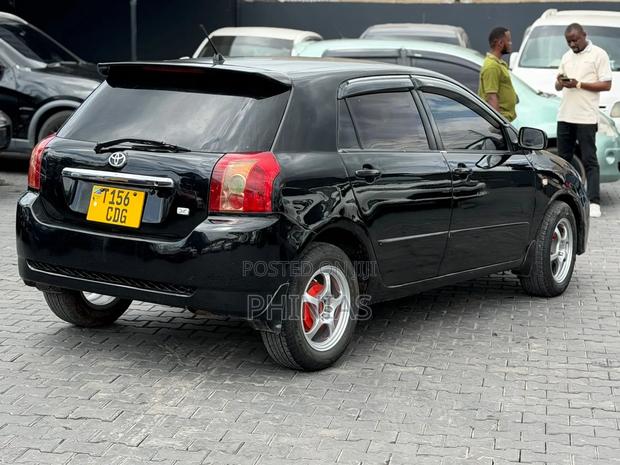 Toyota Corolla RunX 2005 Black
