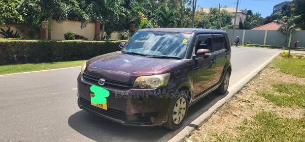 Toyota Corolla Rumion 2008 Maroon
