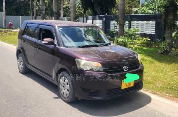 Toyota Corolla Rumion 2008 Maroon