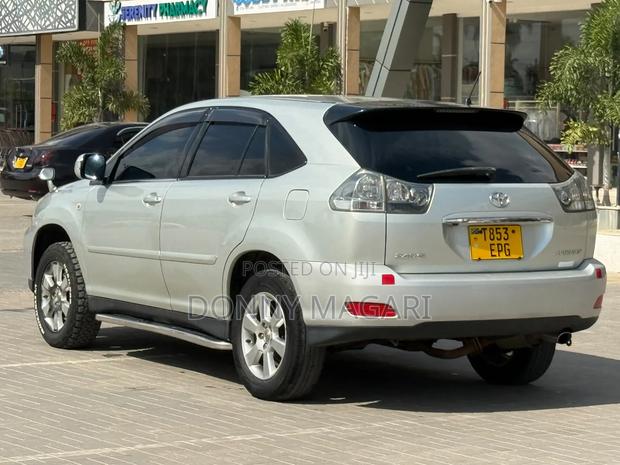 Toyota Harrier 2008 Silver